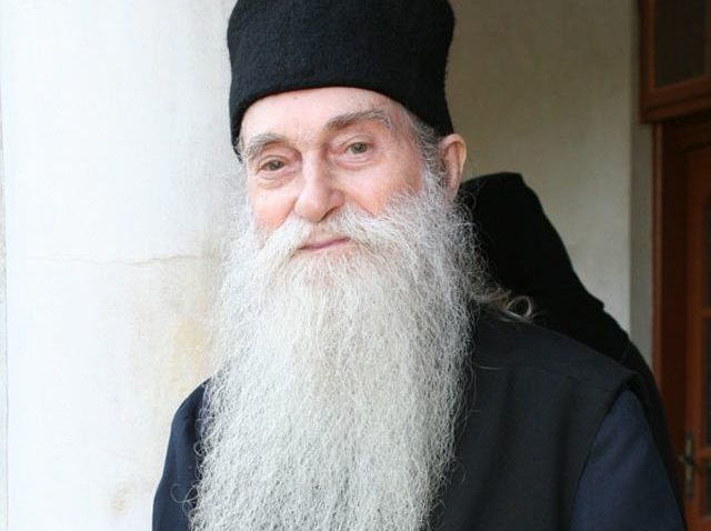  Părintele Arsenie Papacioc va fi omagiat la Constanţa