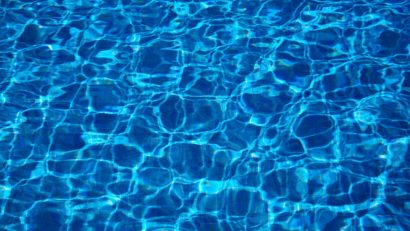 Bacterie periculoasă descoperită într-o piscină din Delta Dunării