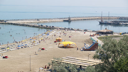 Tânără dispărută din Năvodari, găsită pe plaja Modern din Constanţa