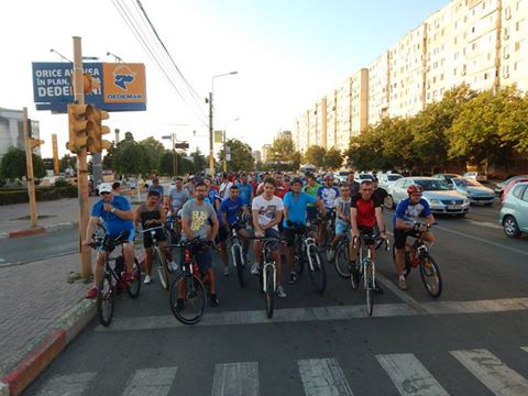 Constanţa: dacă e joi, e seara bicicletelor!