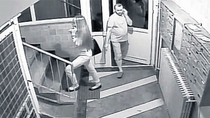 Femeie ameninţată cu cuţitul în ascensor, pe şoseaua Mangaliei