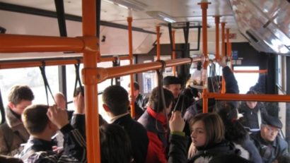 Elevii constănţeni, în vacanţă activă: dau în judecată primăria!