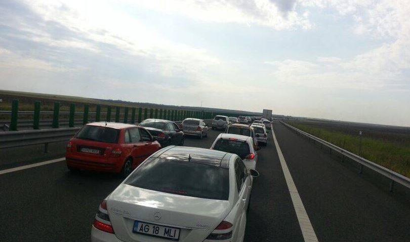 Un accident produs în zona Medgidia îngreunează circulaţia pe Autostrada Soarelui