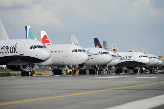 Avioanele ar putea rămâne la sol