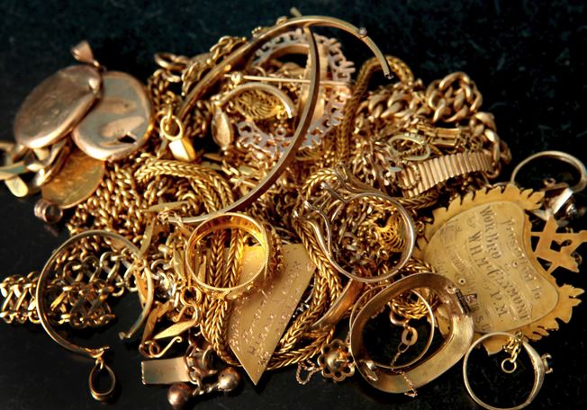 CONSTANŢA: Lovitură pentru hoţii români din Occident. Poliţia i-a lăsat fără agoniseală