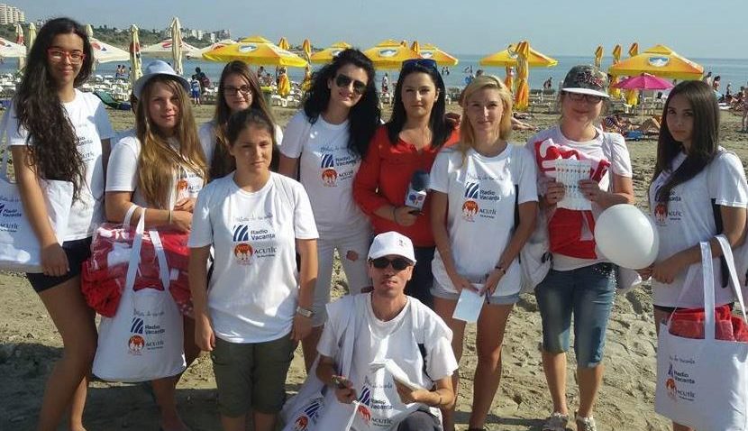 Brăţara de vacanţă. Copiii nu se pierd şi nu fac nici insolaţie!