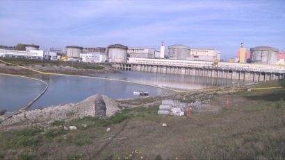 Navigația se desfășoară cu dificultate pe Dunăre, la Cernavodă