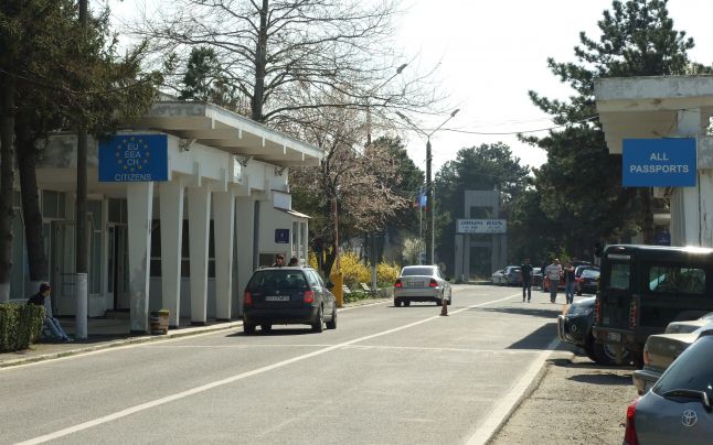 România, teritoriu interzis pentru câteva zeci de străini