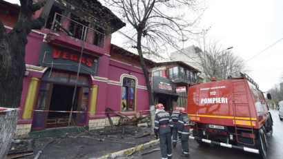 Pompierii care au intervenit în incendiul de la Restaurantul „Beirut”, cercetaţi penal