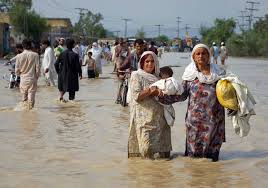 Peste 100 de morţi în Pakistan din cauza ploilor torenţiale