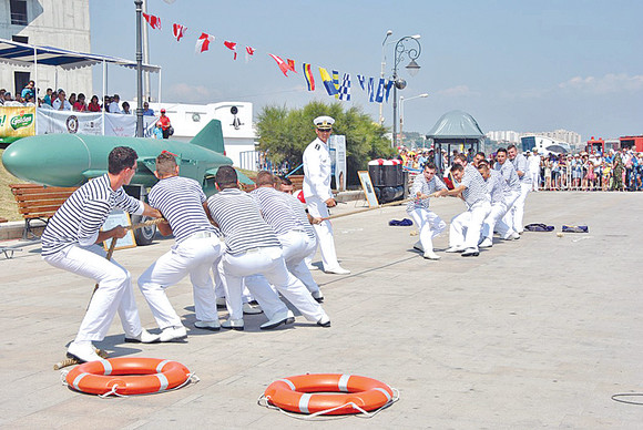 Jocuri marinăreşti în Portul Tomis