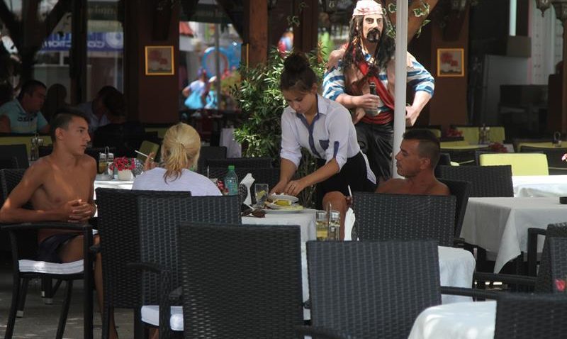 Muncă „la negru” pe litoral