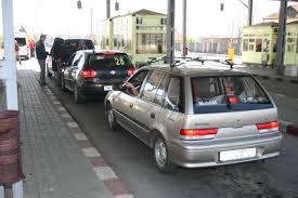 Românii care lucrează în străinătate se întorc la muncă