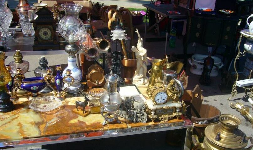 Târgul Colecţionarilor, în Piaţa Ovidiu