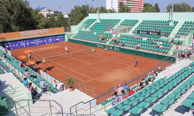 Tenis spectacol la “Mamaia Idu Trophy Comvex 2015”