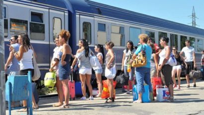 Surprize de la CFR: trenuri suplimentare şi reduceri de preţ