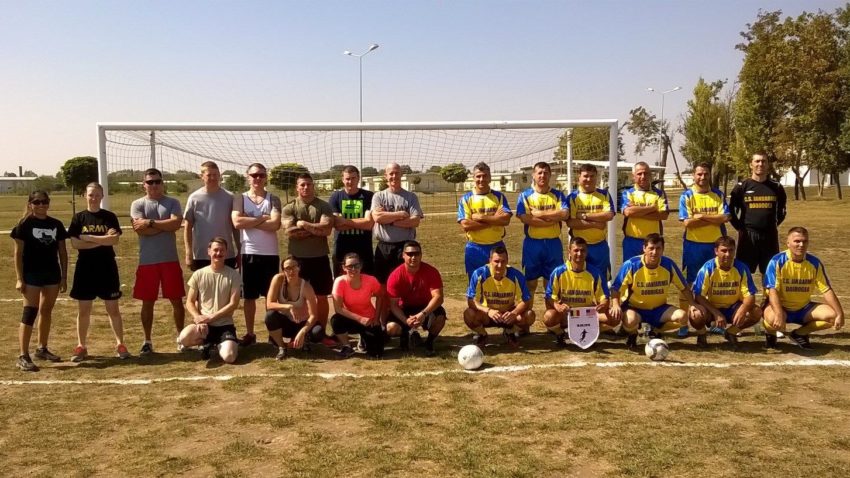 Jandarmii români i-au bătut pe militarii americani. La FOTBAL