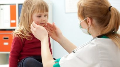 TULCEA: Haos la medicii de familie pentru adeverinţele medicale necesare şcolarilor
