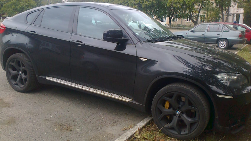 (FOTO) Autoturism de lux furat din Elveţia, găsit la Constanţa