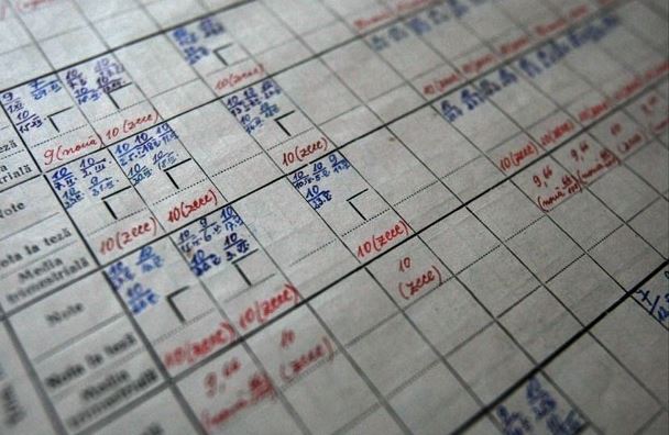 Recompense pentru cei mai buni elevi