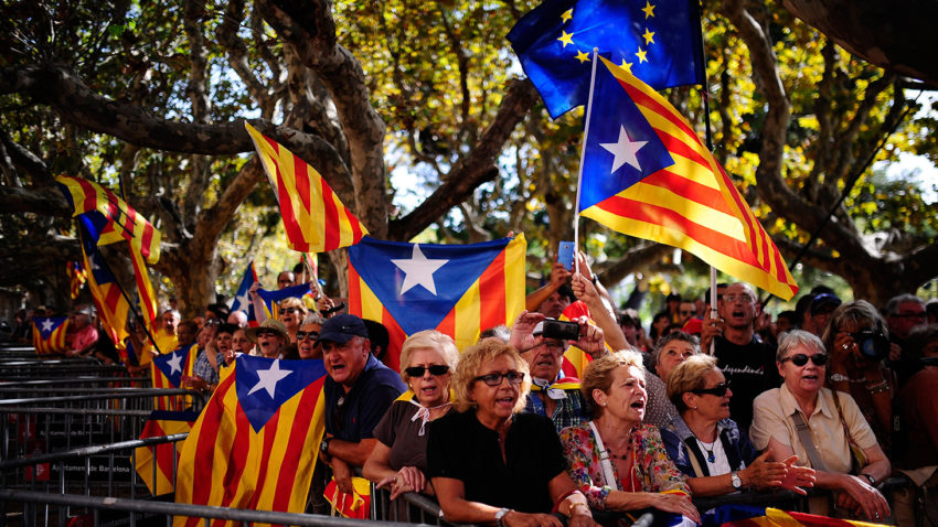 Catalonia îşi declară independenţa fată de Spania? Scrutin decisiv astăzi