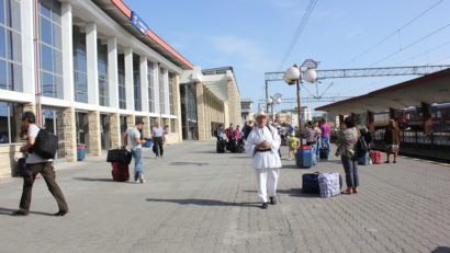 Campania “Gări curate”, în staţiile CFR