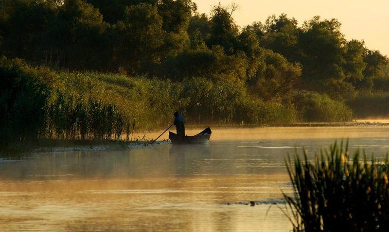 Decolmatări de urgenţă în Delta Dunării