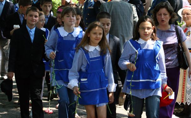 Calendarul anului şcolar tocmai a fost modificat