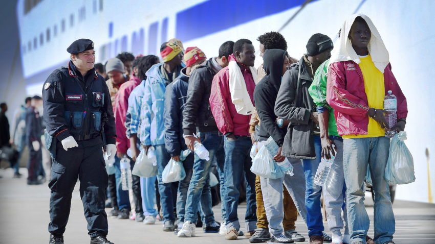 Danemarca refuză să ia parte la sistemul de cote de refugiaţi propus de Comisia Europeană