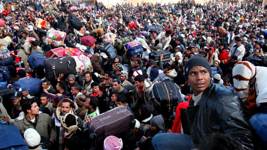 Se întoarce roata. Austria vrea să ne trimită cinci mii de imigranţi