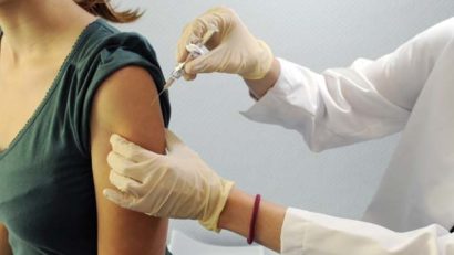 OMS recomandă revaccinarea împotriva unei boli grave, apărute la graniţa României