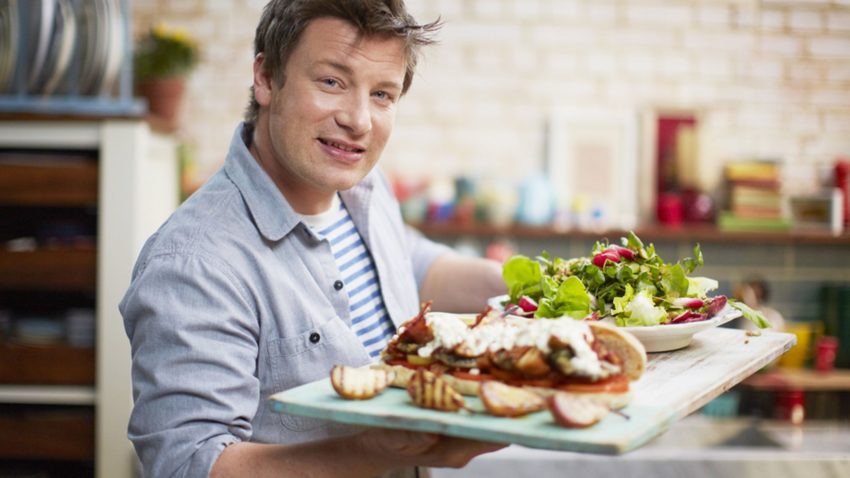 Alimentele recomandate de Jamie Oliver pentru o viaţă lungă şi sănătoasă