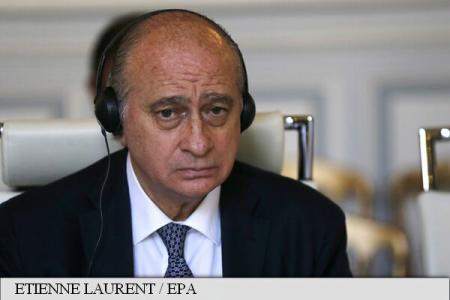 „Serviciile de informaţii din UE, depăşite de criza imigranţilor”