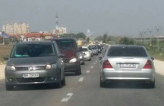 Turiștii pleacă spre case. Blocaj rutier în Lumina