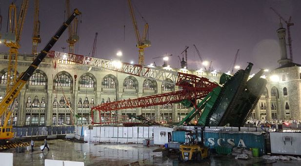 Macaraua care a ucis credincioşii din Marea Moschee aparţinea familiei lui bin Laden