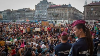 VIDEO: România ar putea să primească mai mulţi refugiaţi