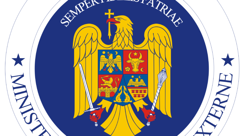 Doi angajaţi ai Ministerul Afacerilor Externe sub control judiciar