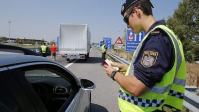 Efectele crizei imigranţilor: Austria apelează la militari şi schimbă regimul de trecere la frontiere