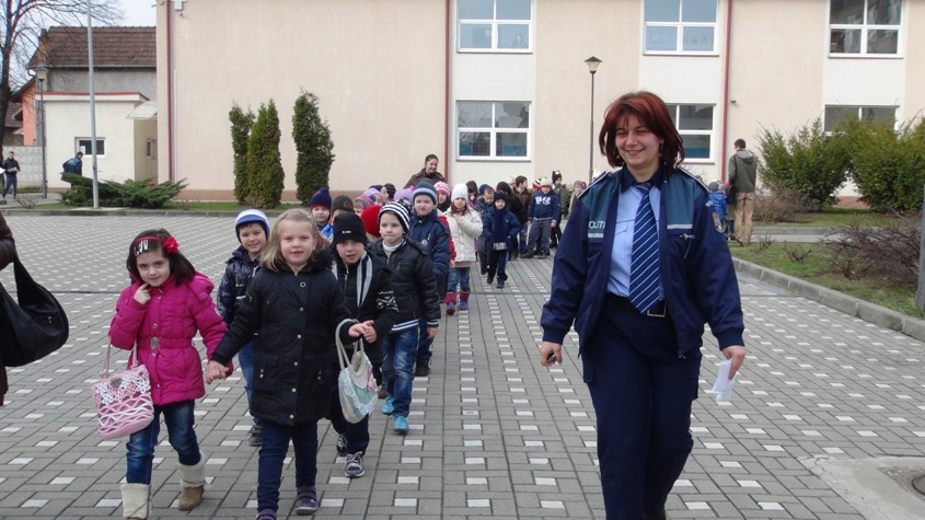 Ziua Siguranţei Rutiere. Poliţiştii ne readuc aminte ce greşeli facem pe stradă