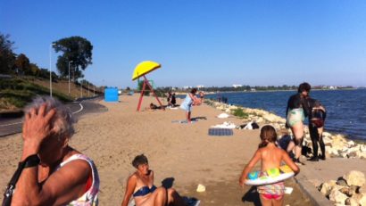 FOTO + AUDIO: Faleza din Techirghiol, în haine noi şi scumpe