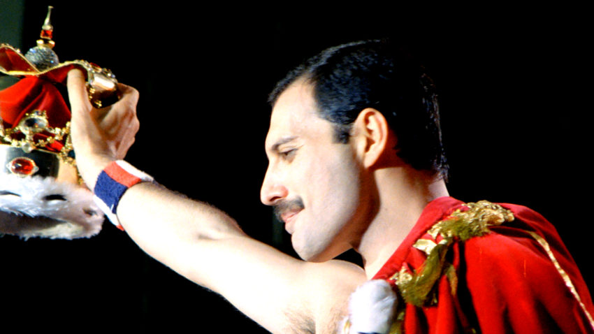 VIDEO: Freddie Mercury ar fi împlinit astăzi 71 de ani