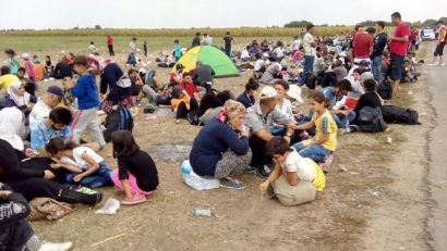 16 persoane trimise în judecată pentru trafic de migranţi
