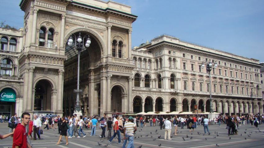 UPDATE: Drept la replică. Muncitori români care lucrează în Italia înşelati de o firmă de recrutare