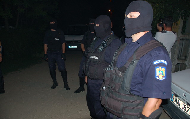 Scandal cu coase în faţa Gării Constanţa