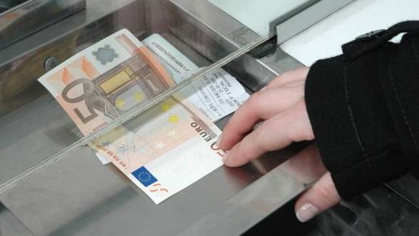 EXCLUSIV. Înşelăciune la o casă de schimb valutar din Constanţa