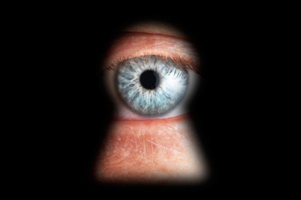 Sfaturi de la SRI: Ce trebuie să faci pentru a te proteja de serviciile secrete străine