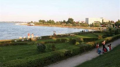 Individ din Techirghiol, reţinut în timp ce fura o maşină