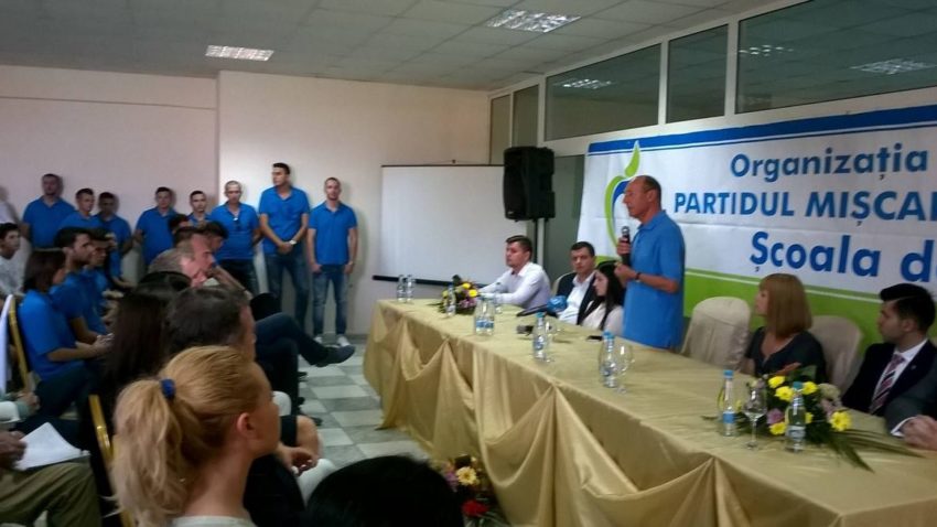 AUDIO: Traian Băsescu respinge „importul” de imigranţi din motive de securitate
