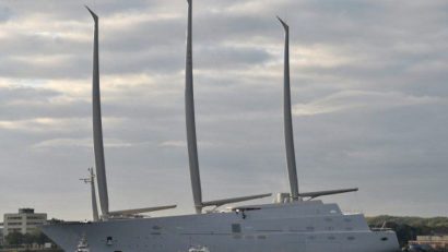 Cel mai mare yacht din lume a fost lansat la apă
