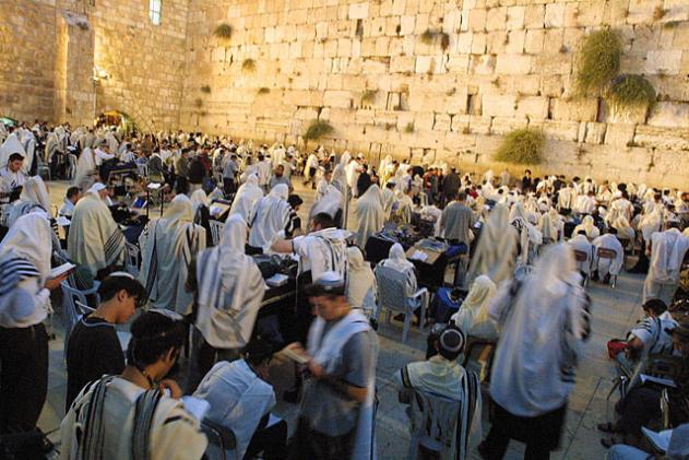 Evreii sărbătoresc Yom Kippur, Ziua Ispăşirii